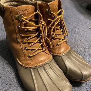 Size 11 men’s sperry boots